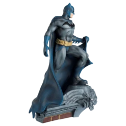Batman on Roof: DC Mega Figurine: Hero Collector (Figurine) -MERCHANDISE Sales 03546d1a 6236 4908 bc14 a86525c7c717