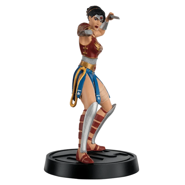 Wonder Woman Divine Armour Figurine: DC Hero Collector (Figurine) 5 Wonder Woman Divine Armour Figurine: DC Hero Collector (Figurine) - Image 3