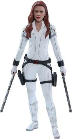 1:6 Snow Suit Black Widow Hot Toys Figure (Figurine)