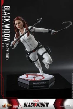 1:6 Snow Suit Black Widow Hot Toys Figure (Figurine) -MERCHANDISE Sales 80cda766 a89f 47bd 9339 25576cd8ccda