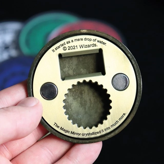 Glow In The Dark Arcane Signet Magic The Gathering Bottle Opener (Homeware) 6 Glow In The Dark Arcane Signet Magic The Gathering Bottle Opener (Homeware) - Image 4