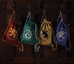 Slytherin House Kit Bag: Harry Potter Knit Kit (Craft Kits) -MERCHANDISE Sales 9508afa2 6b32 46c9 be1c f1d1e2b47e12
