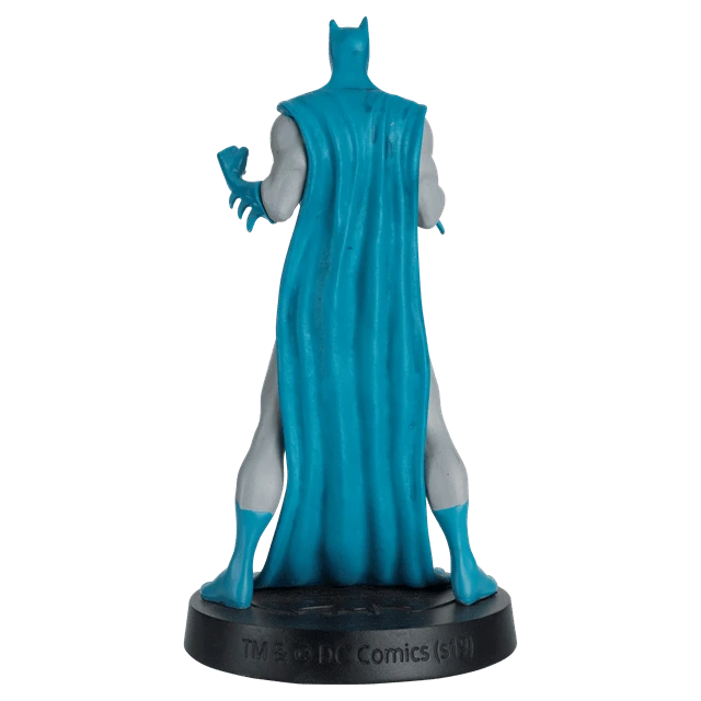 Batman Decades 1970 Figurine: Hero Collector (Figurine) 4 Batman Decades 1970 Figurine: Hero Collector (Figurine) - Image 2
