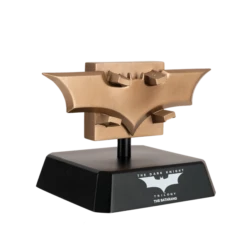 Museum Dark Knight Batarang Hero Collector Prop Replica (Figurine) -MERCHANDISE Sales eb926aa7 b020 406d b702 4f2fc9a972e8